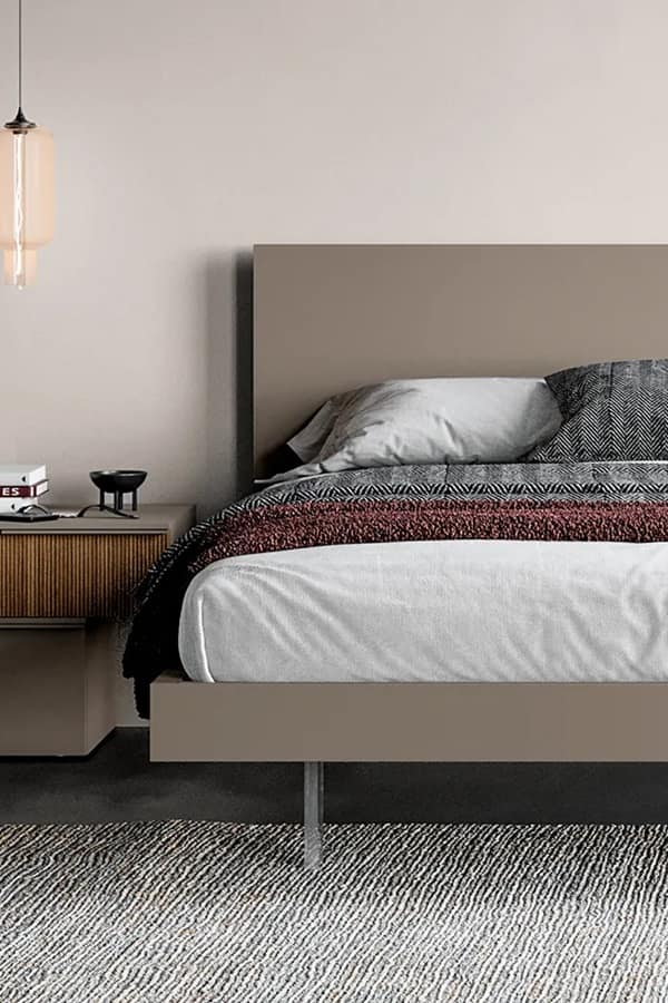 Letto Blade di Doimo Cityline Adok con piedino in plexigas