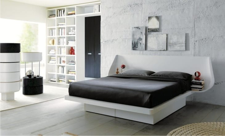letto in legno con cassetti